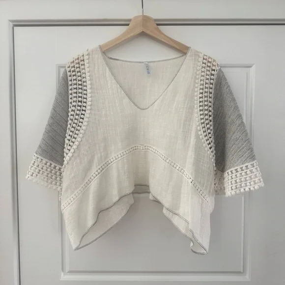CHIO Di Stefania Cotton & Silver Lurex Knit Top with Lace Detail - Picture 2 of 3